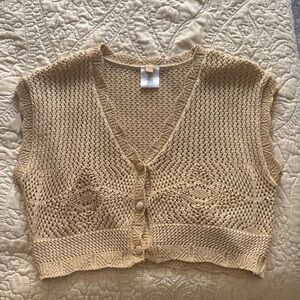 VRG GRL Beige Crochet Button-Front Crop Vest